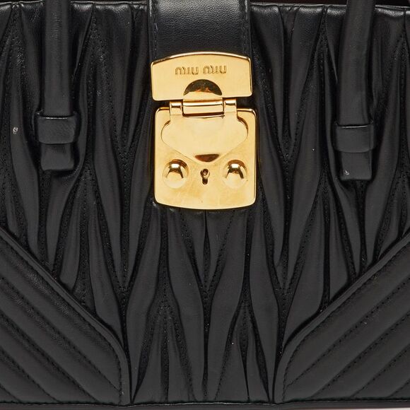 Miu Miu Matelassé Push Lock Black Leather Tote - Picture 5 of 7